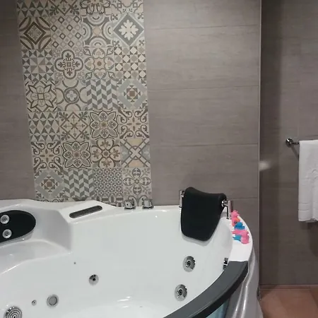 Lagar Ii Con Jacuzzi Ferienhaus Curiel de Duero